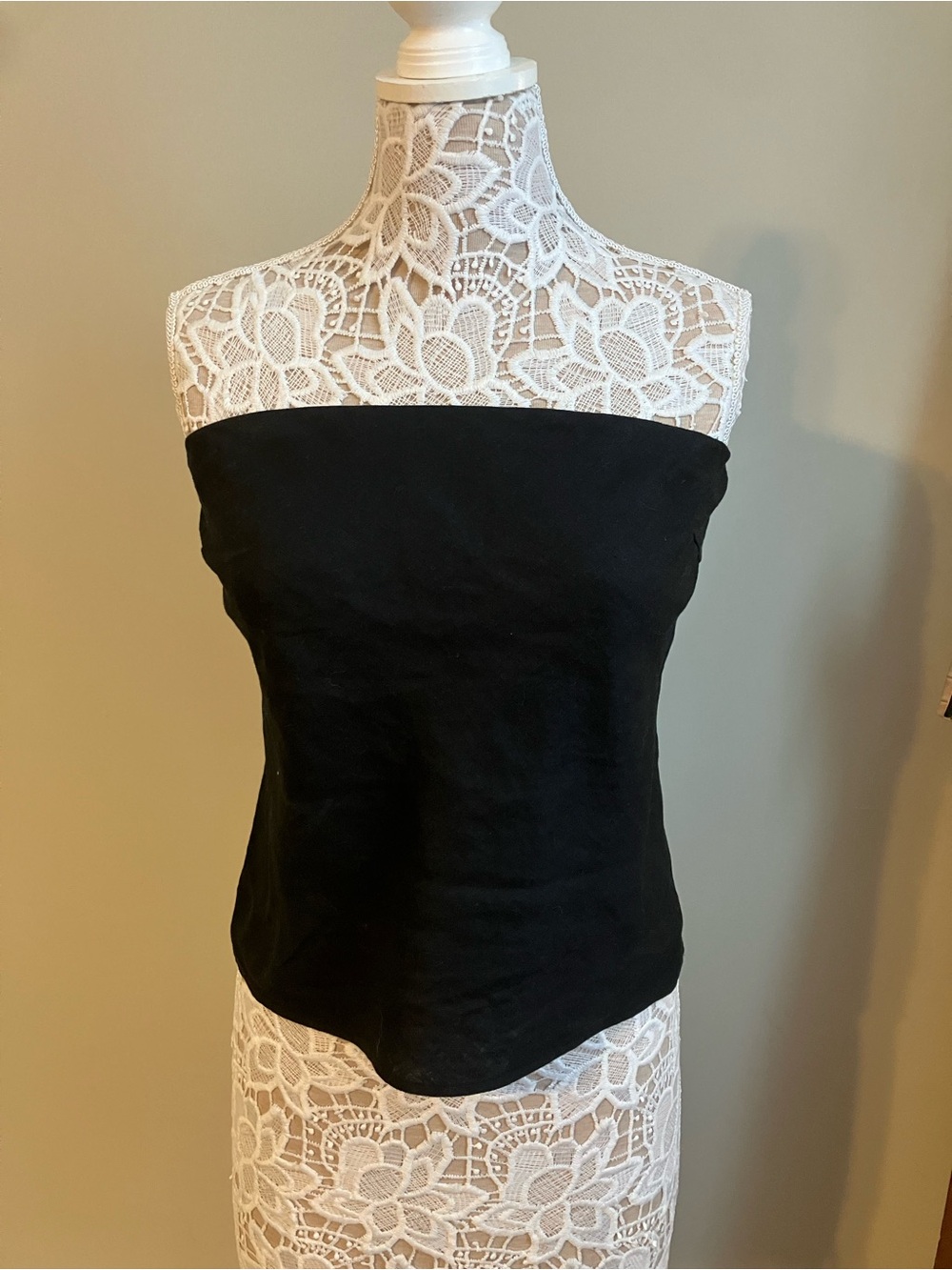 100% Linen Black Strapless Women's Tube Top